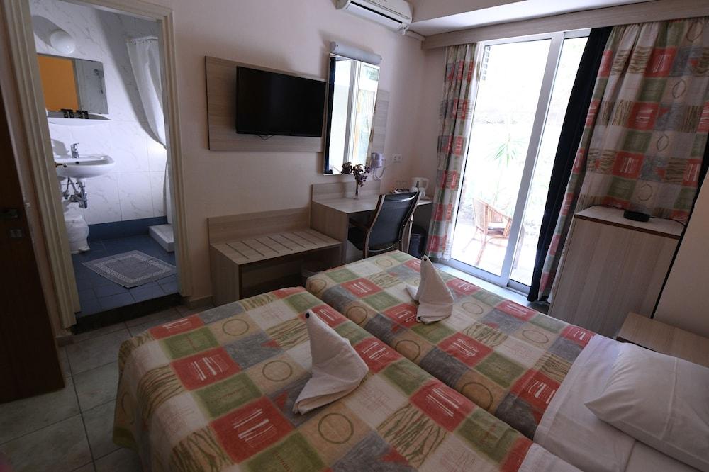 Hotel Pearl 2*