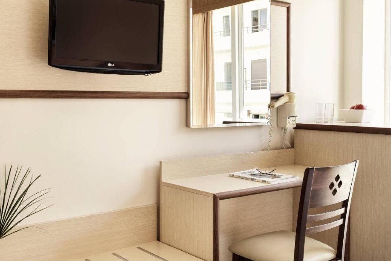 Pearl Hotel