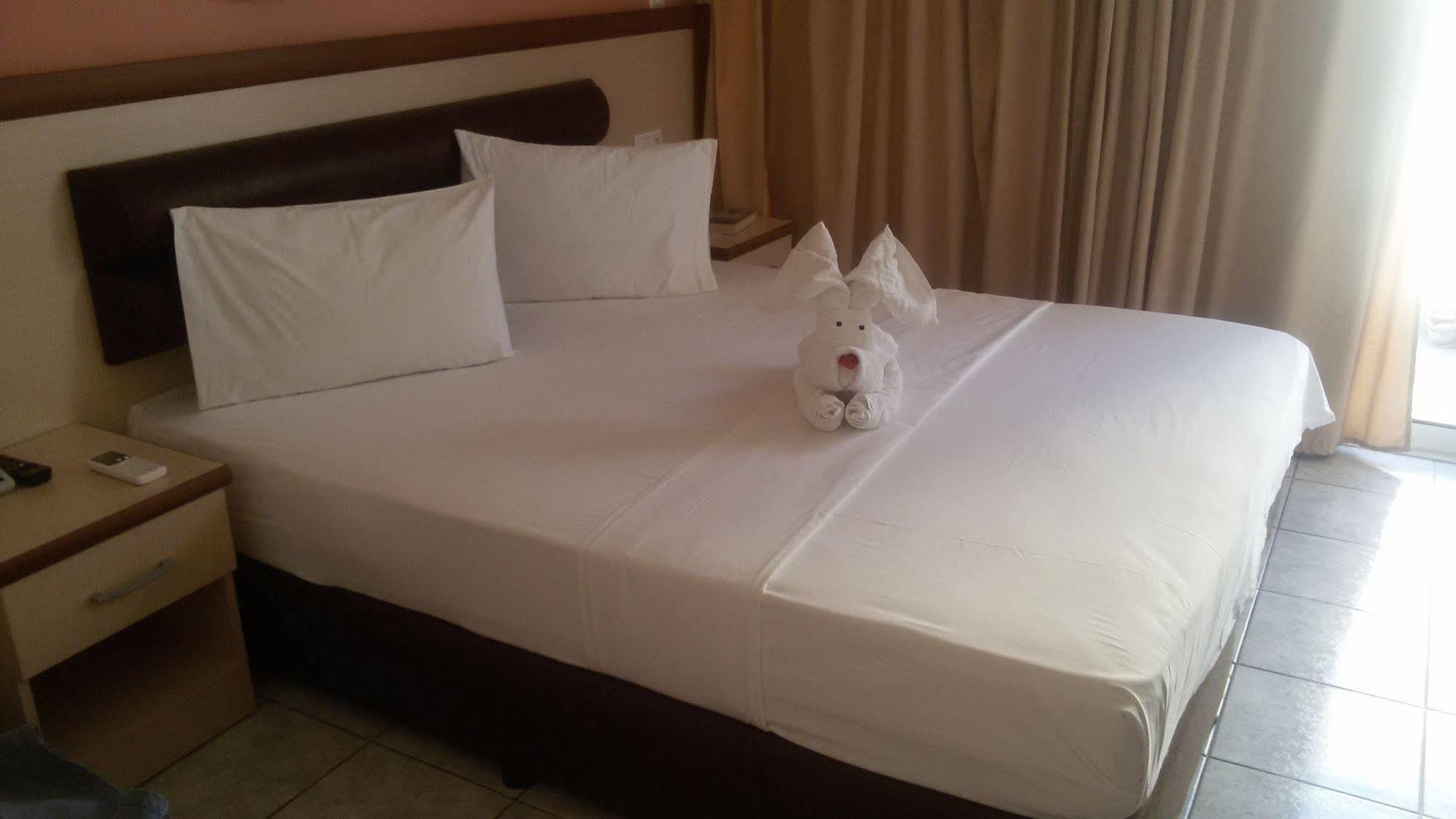 Pearl Hotel 2*